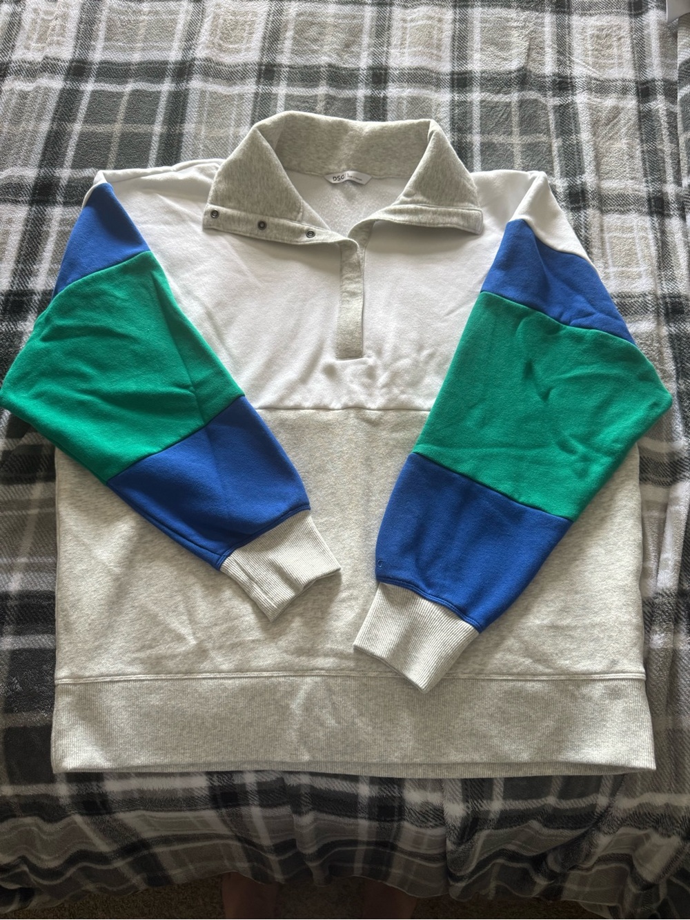 DSG Heather Gray & White Snap-Button Pullover